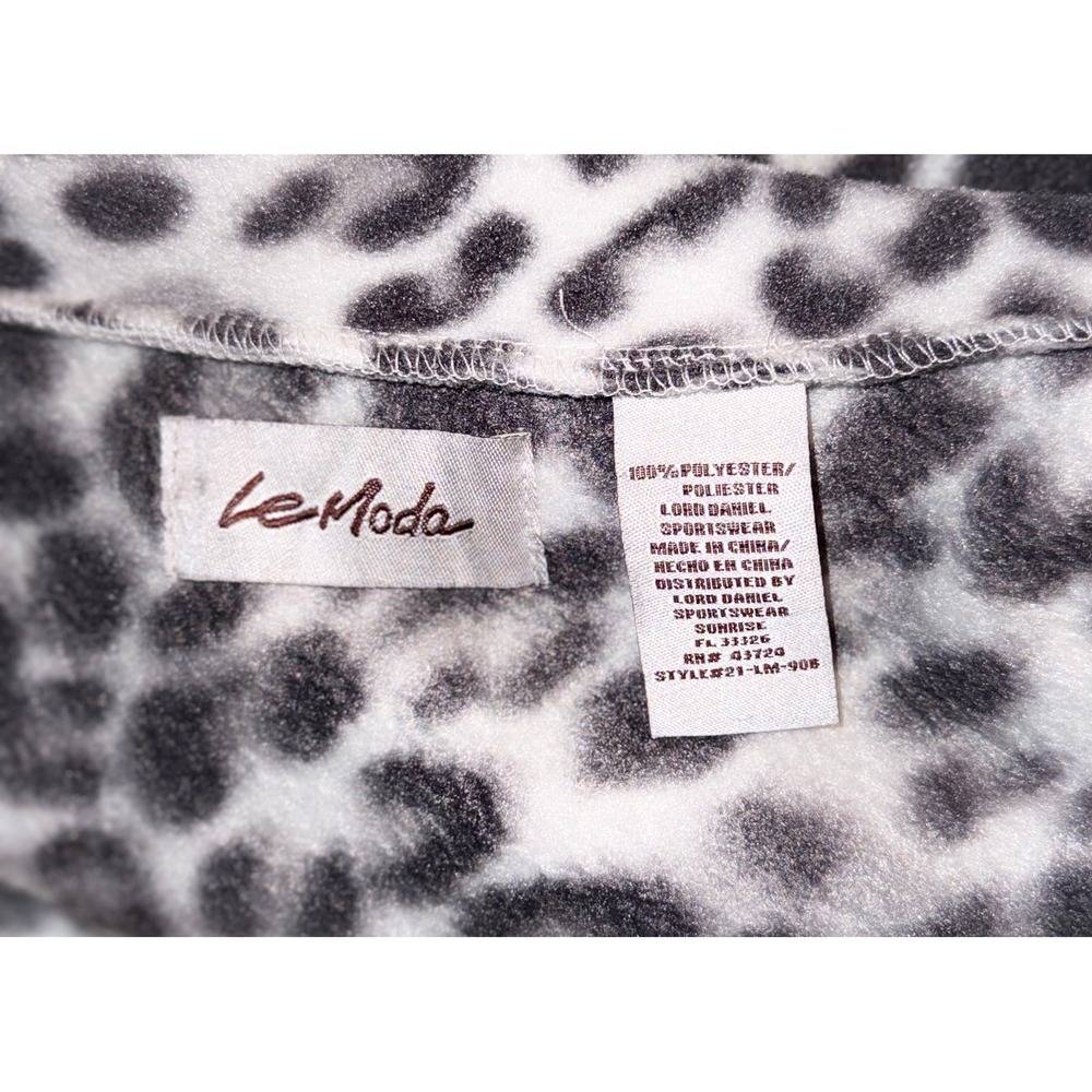 Le Moda Fleece Cape Leopard Print Button Front Co… - image 5